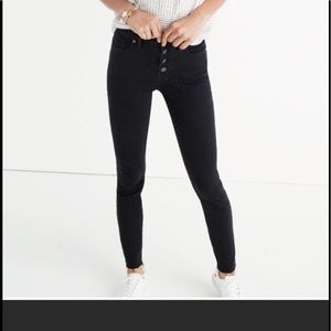 Madewell 9” Button Fly Berkeley Raw Hem Skinnny